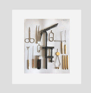 Fly tying tool kits -Carded