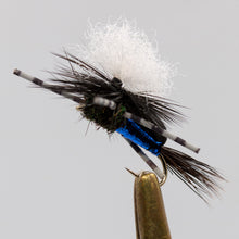 Load image into Gallery viewer, Dry Fly &amp; NZ Traditionals  Pkt of 3 Flies
